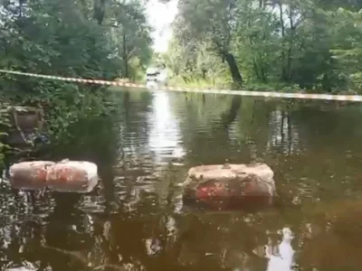 В Уфе из-за ливней дорога к садам затоплена на один метр